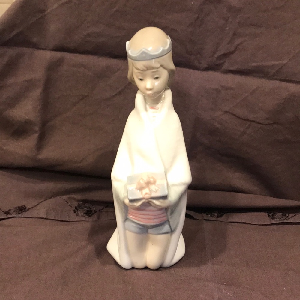 Lladro figurine-King Melchor
